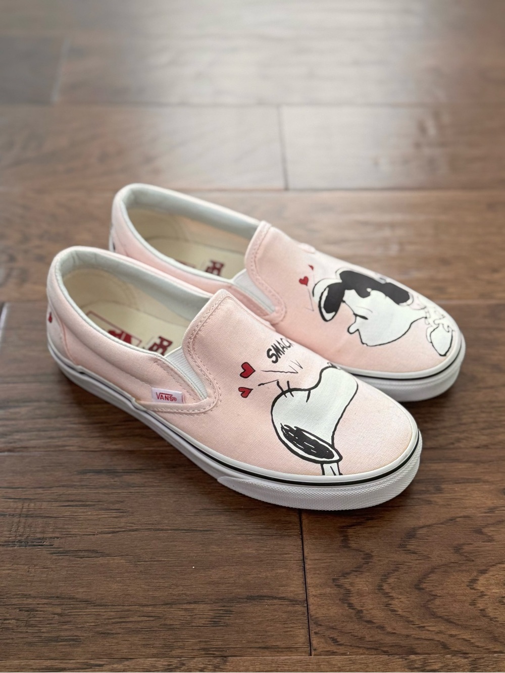 EUC Vans x Peanuts Smack Women’s Slip On Shoes Snoopy Pink Size 7